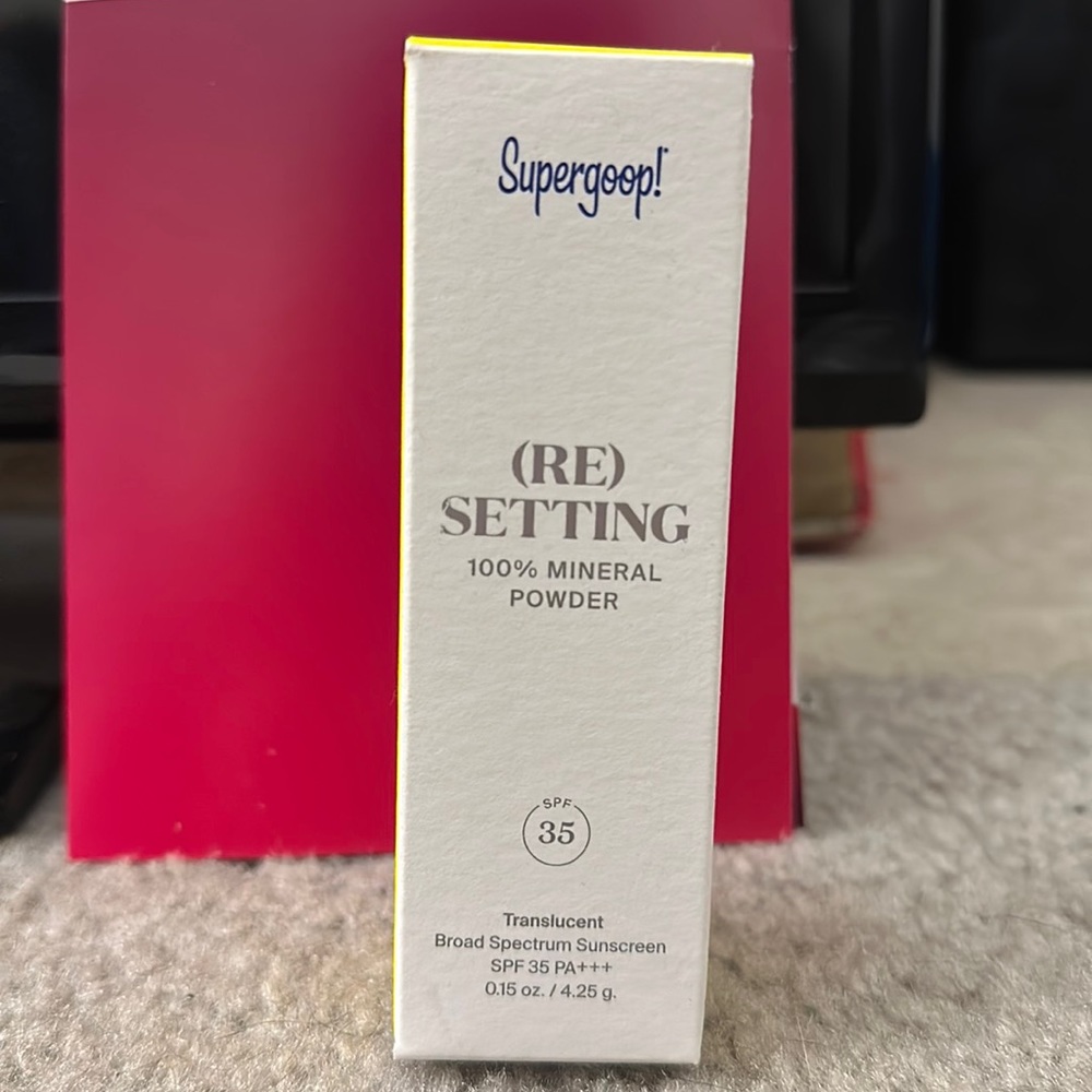 Supper goop resetting mineral powder, good condition, spf 35